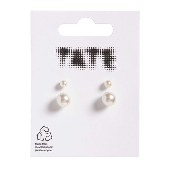 Pearl stud earrings 2 pack